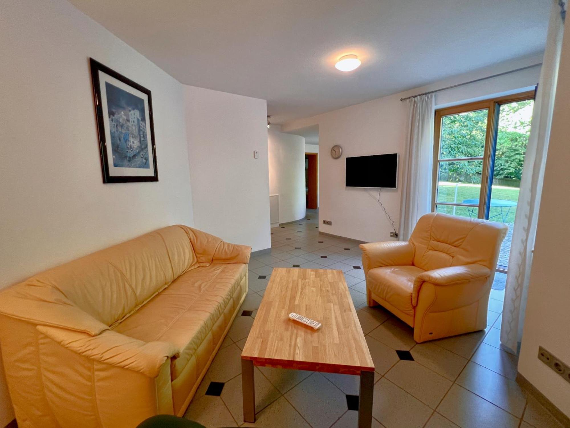 Ferienwohnung Bayernring Breitenbrunn  エクステリア 写真